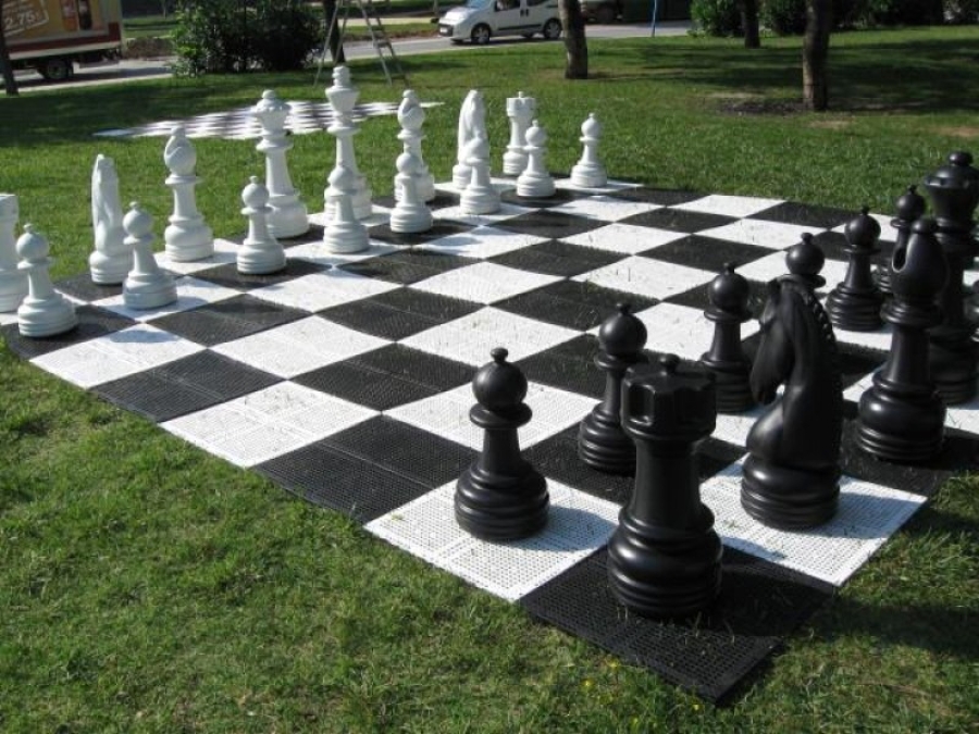 BAHÇE SATRANÇ TAKIMI 85 CM ŞAH